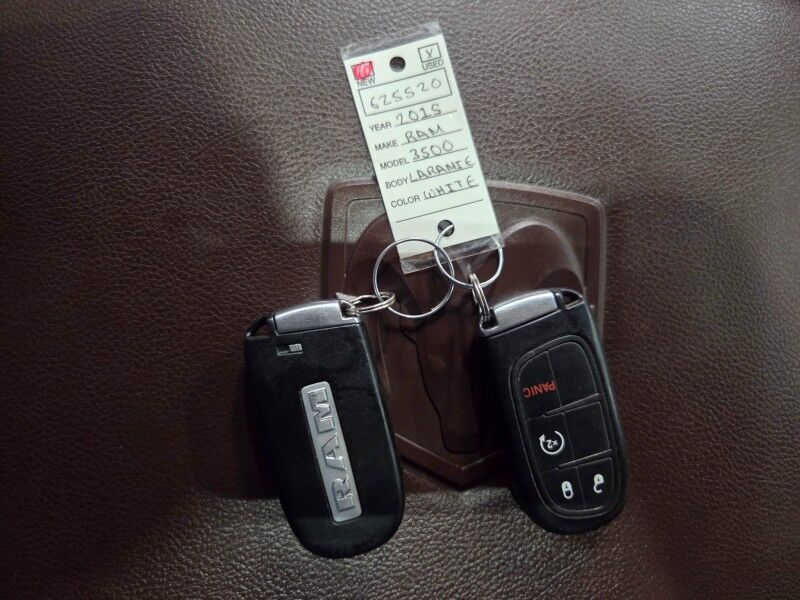 2015 Ram 3500 Laramie Dually 6.7L Diesel GPS Nav Camera Gooseneck NEW Tires FREE WARRANTY Arlington TX