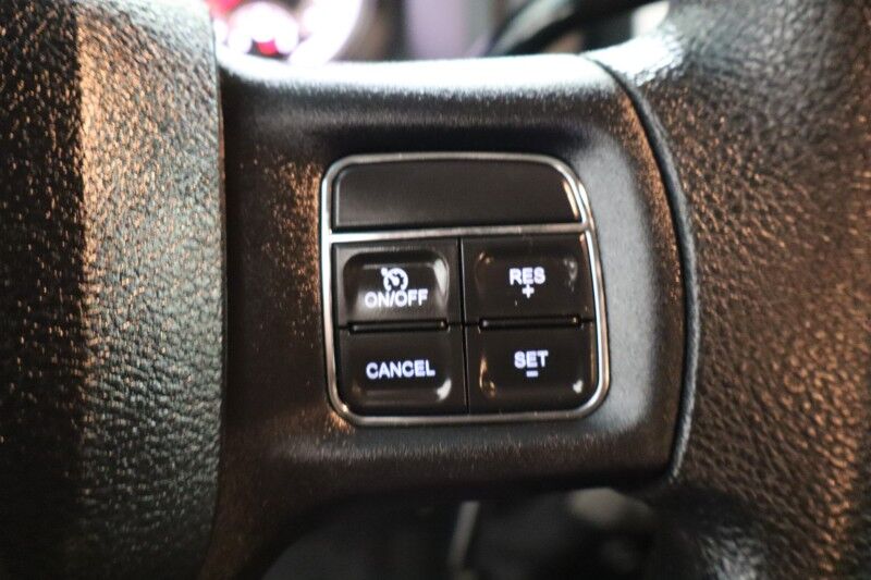 2015 Ram 3500 Lone Star Long Bed Camper Shell 5.7L Hemi V8 BF Goodrich Tires Arlington TX