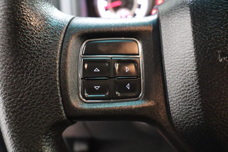 2015 Ram 3500 Lone Star Long Bed Camper Shell 5.7L Hemi V8 BF Goodrich Tires Arlington TX