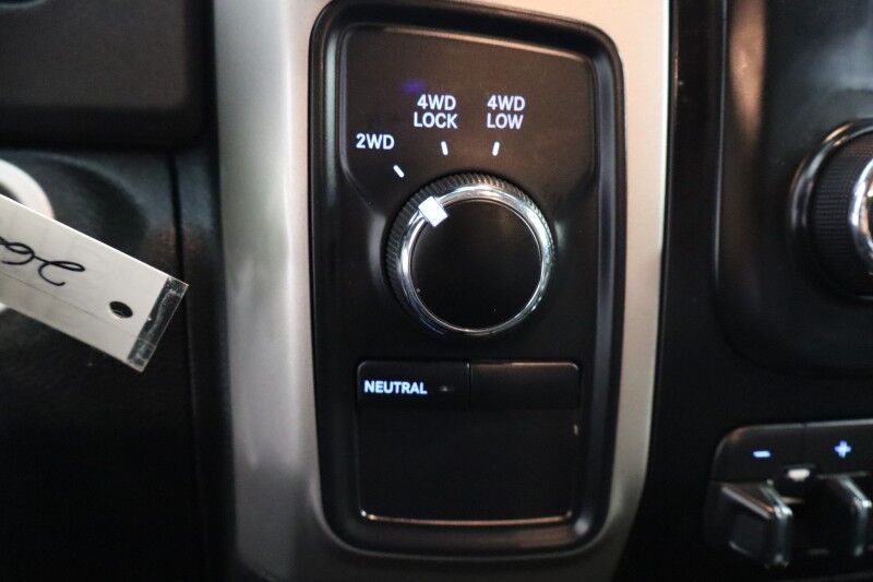 2015 Ram 3500 Lone Star Long Bed Camper Shell 5.7L Hemi V8 BF Goodrich Tires Arlington TX