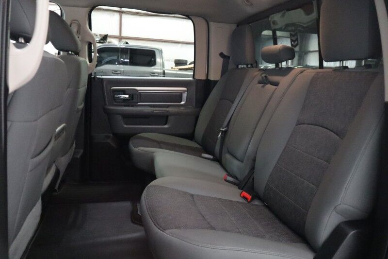2015 Ram 3500 Lone Star Long Bed Camper Shell 5.7L Hemi V8 BF Goodrich Tires Arlington TX
