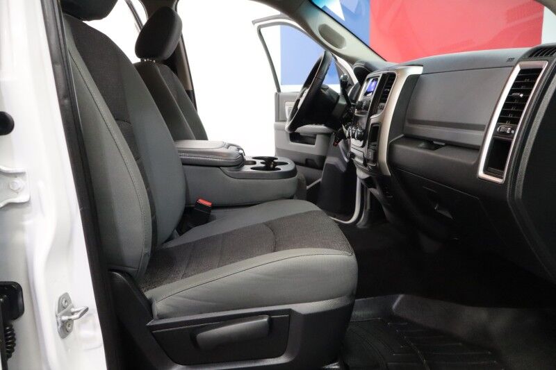 2015 Ram 3500 Lone Star Long Bed Camper Shell 5.7L Hemi V8 BF Goodrich Tires Arlington TX