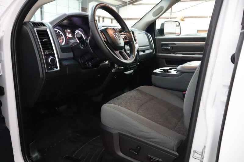 2015 Ram 3500 Lone Star Long Bed Camper Shell 5.7L Hemi V8 BF Goodrich Tires Arlington TX