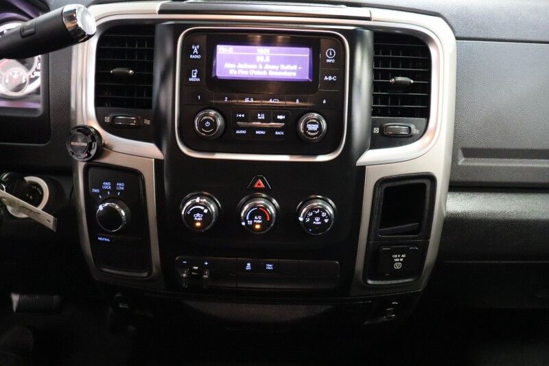 2015 Ram 3500 Lone Star Long Bed Camper Shell 5.7L Hemi V8 BF Goodrich Tires Arlington TX