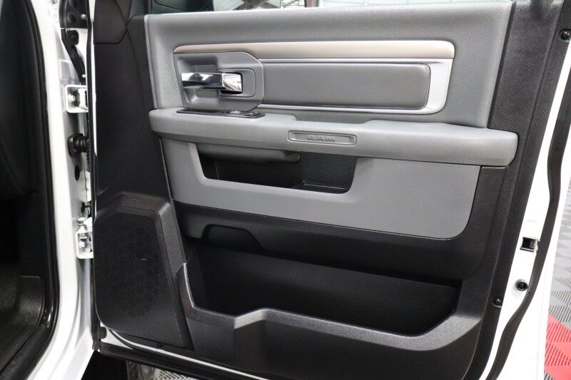 2015 Ram 3500 Lone Star Long Bed Camper Shell 5.7L Hemi V8 BF Goodrich Tires Arlington TX