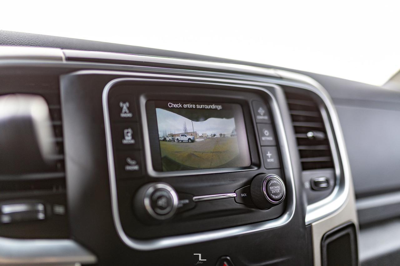 2015 Ram 5500 4x4 Crew Cab SLT Cube Van Diesel AISIN Red Deer AB