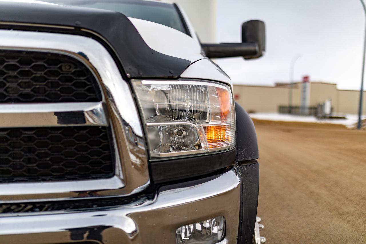 2015 Ram 5500 4x4 Crew Cab SLT Cube Van Diesel AISIN Red Deer AB