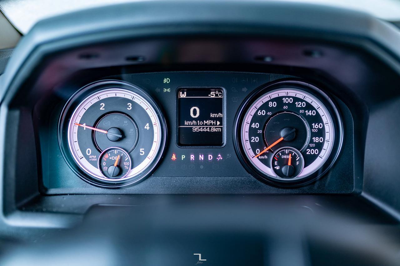 2015 Ram 5500 4x4 Crew Cab SLT Cube Van Diesel AISIN Red Deer AB