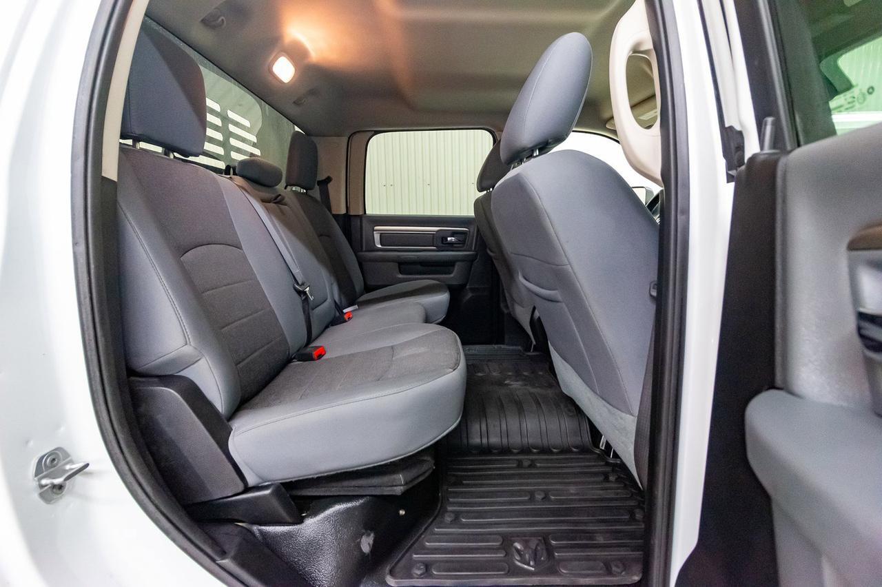 2015 Ram 5500 4x4 Crew Cab SLT Deck Diesel AISIN Red Deer AB