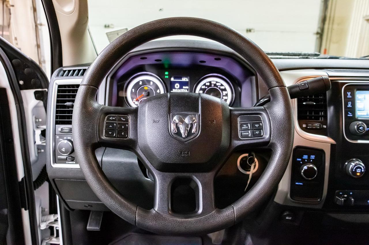 2015 Ram 5500 4x4 Crew Cab SLT Deck Diesel AISIN Red Deer AB