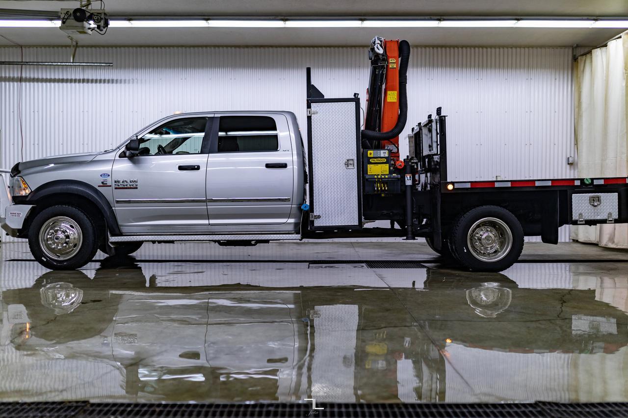 2015 Ram 5500 4x4 Crew Cab SLT Picker Diesel AISIN Nav Red Deer AB