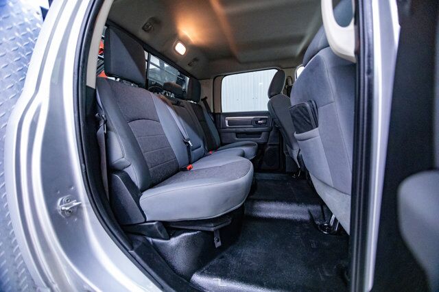 2015 Ram 5500 4x4 Crew Cab SLT Picker Diesel AISIN Nav Red Deer AB