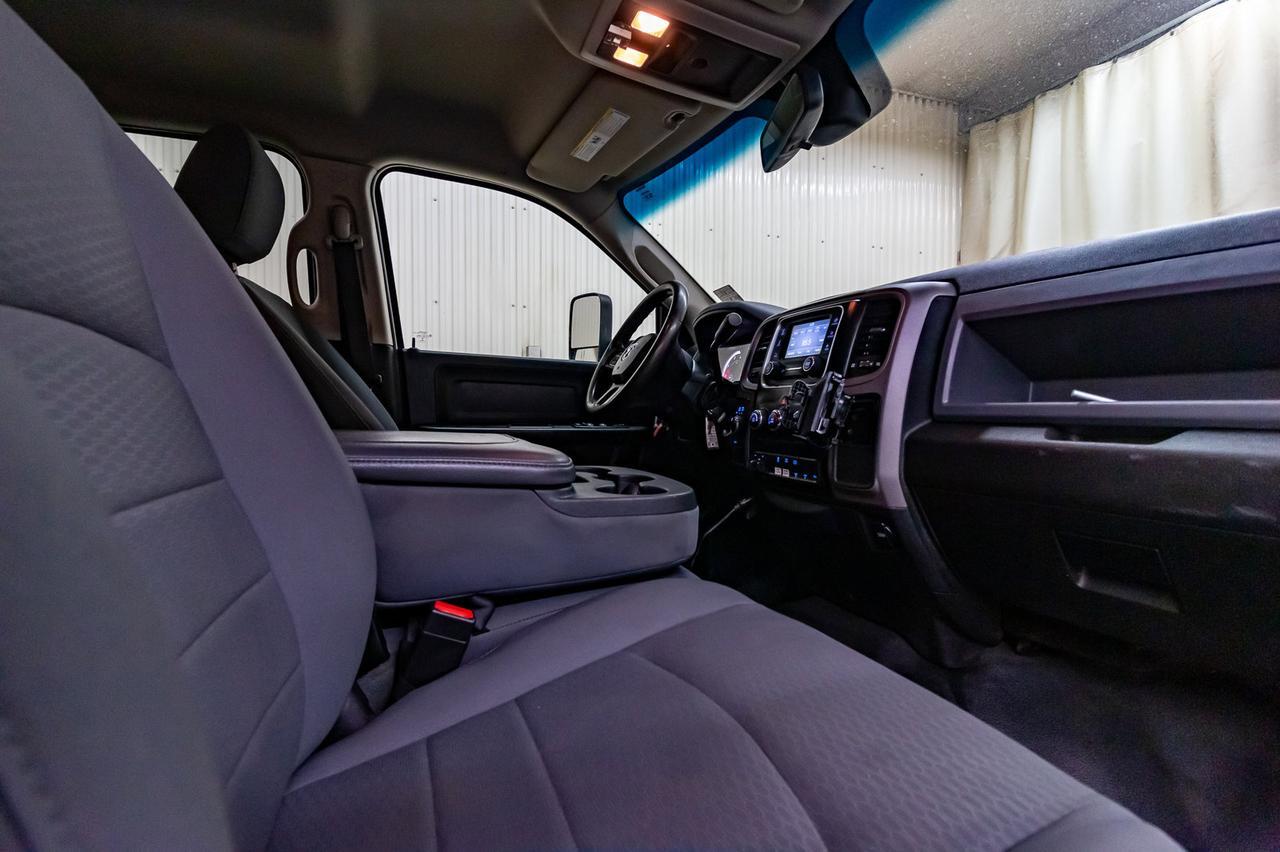 2015 Ram 5500 4x4 Crew Cab ST Picker Diesel AISIN Red Deer AB