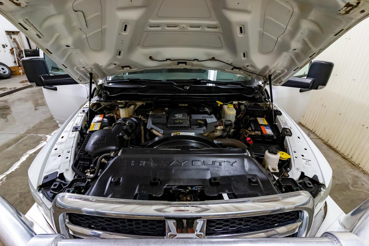 2015 Ram 5500 4x4 Crew Cab ST Picker Diesel AISIN Red Deer AB