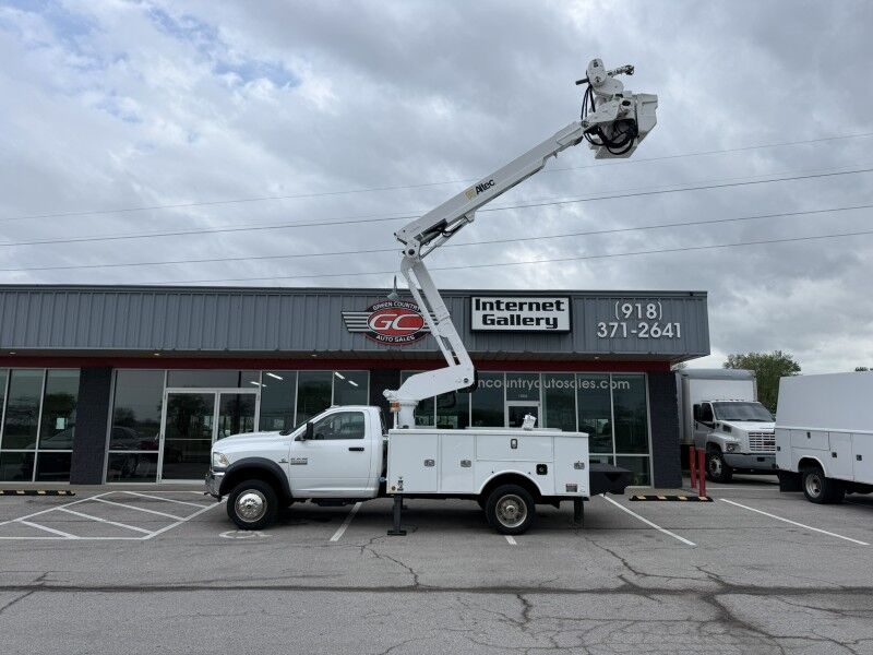 2015 Ram 5500 4x4 Diesel Altec Bucket Truck Tradesman Collinsville OK