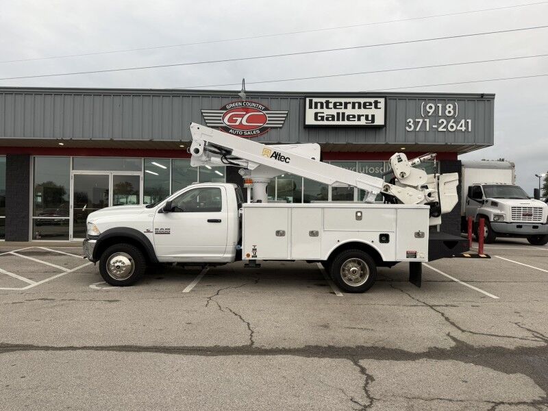 2015 Ram 5500 4x4 Diesel Altec Bucket Truck Tradesman Collinsville OK
