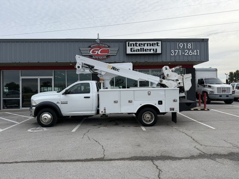 2015 Ram 5500 4x4 Diesel Altec Bucket Truck Tradesman Collinsville OK