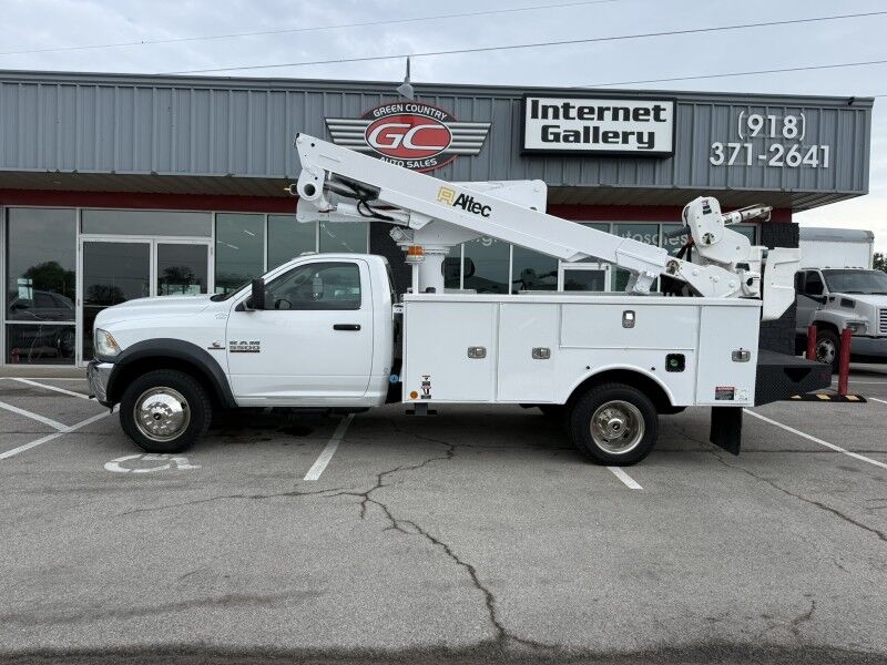 2015 Ram 5500 4x4 Diesel Altec Bucket Truck Tradesman Collinsville OK