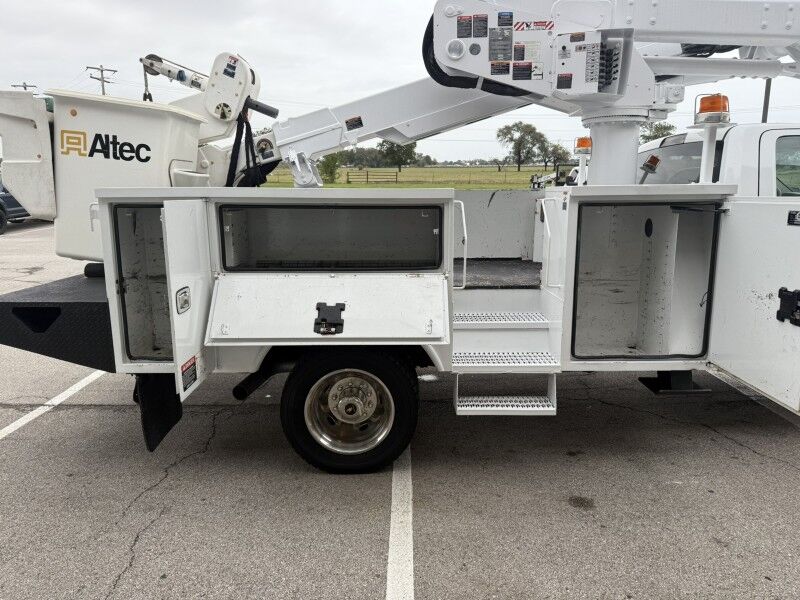 2015 Ram 5500 4x4 Diesel Altec Bucket Truck Tradesman Collinsville OK