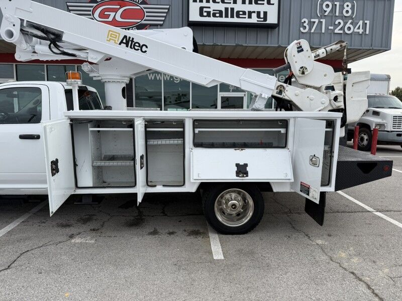 2015 Ram 5500 4x4 Diesel Altec Bucket Truck Tradesman Collinsville OK