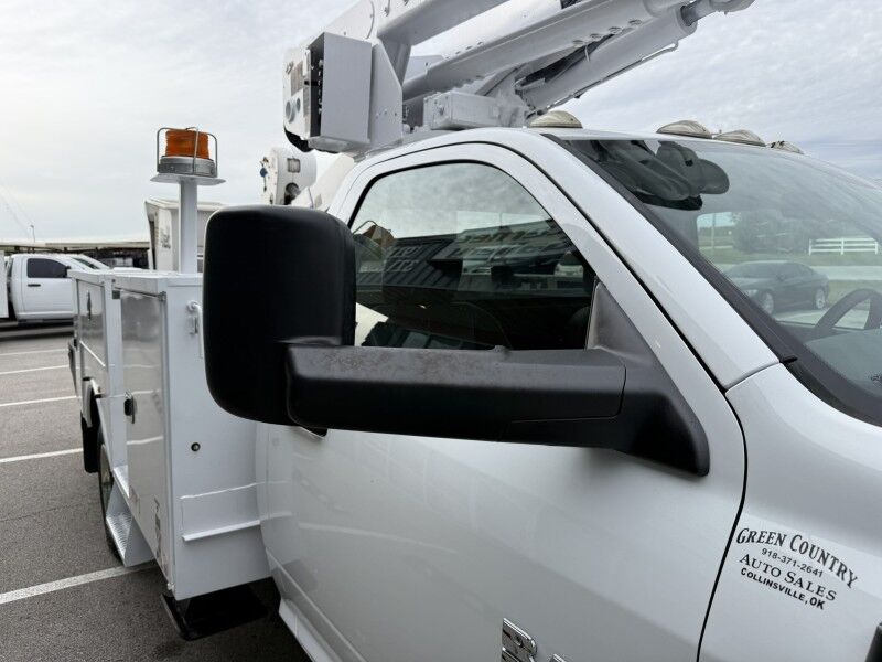 2015 Ram 5500 4x4 Diesel Altec Bucket Truck Tradesman Collinsville OK