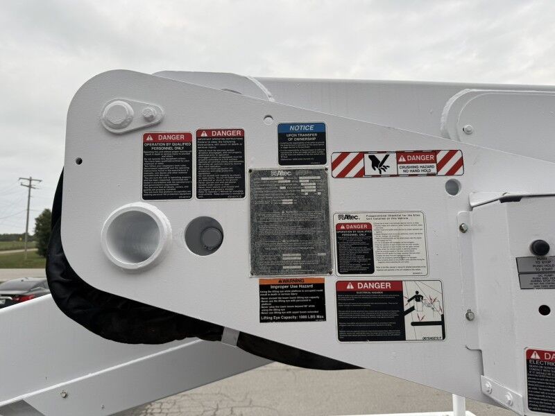 2015 Ram 5500 4x4 Diesel Altec Bucket Truck Tradesman Collinsville OK