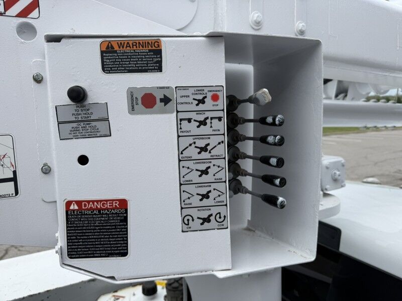 2015 Ram 5500 4x4 Diesel Altec Bucket Truck Tradesman Collinsville OK