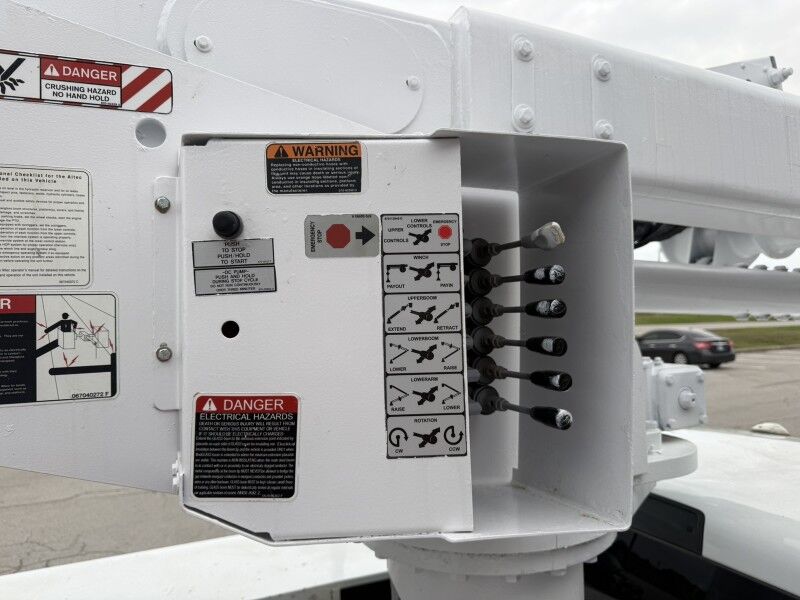 2015 Ram 5500 4x4 Diesel Altec Bucket Truck Tradesman Collinsville OK