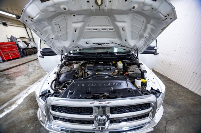 2015 Ram 5500 4x4 Reg Cab SLT Deck Diesel AISIN Red Deer AB