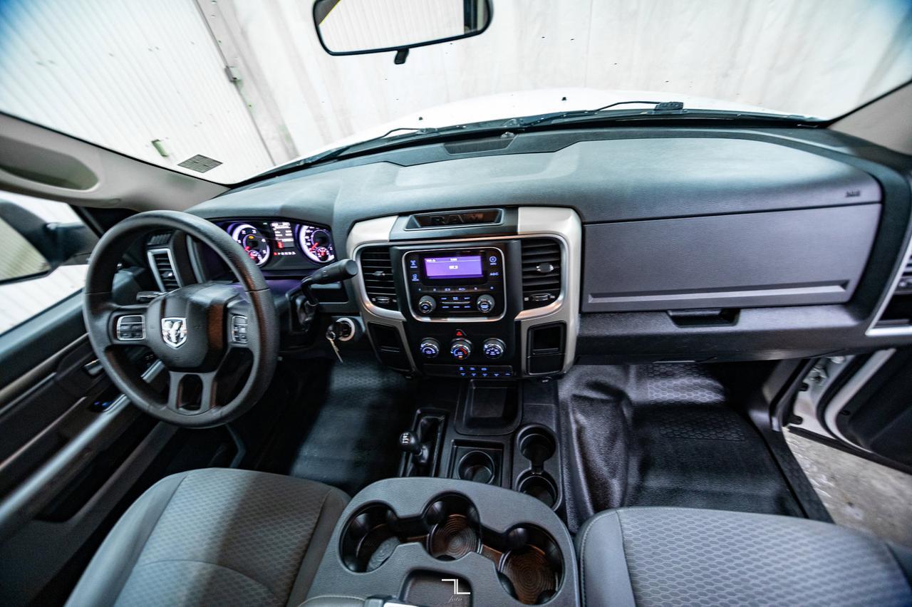 2015 Ram 5500 4x4 Reg Cab SLT Deck Diesel AISIN Red Deer AB