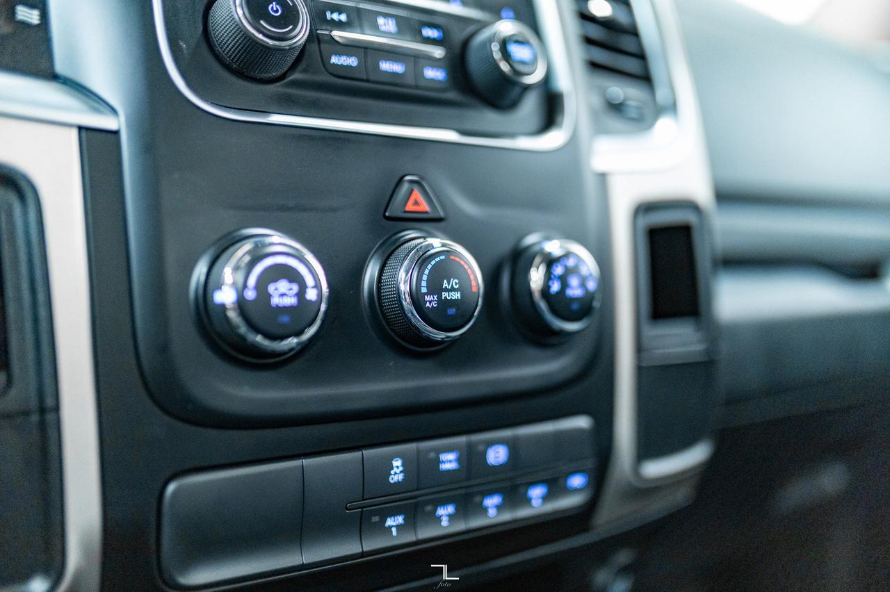 2015 Ram 5500 4x4 Reg Cab SLT Deck Diesel AISIN Red Deer AB