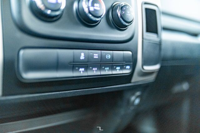 2015 Ram 5500 4x4 Reg Cab SLT Deck Diesel AISIN Red Deer AB