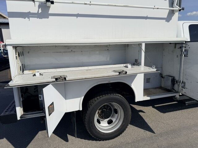 2015 Ram 5500 Crew Cab Walk In Service Body & Ladder Rack Henrico VA