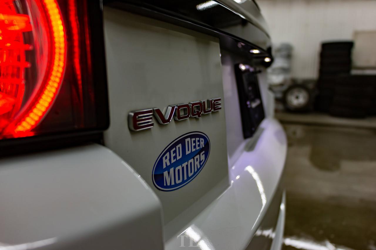2015 Range Rover Evoque AWD Dynamic Leather Roof Nav Red Deer AB