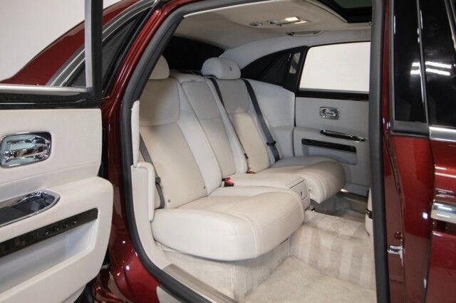 2015 Rolls-Royce Ghost EWB ($440,165 MSRP!!) *EXTENDED WHEEL BASE* *ONLY 5300 MILES* *1-OWNER* *$116,000 IN OPTIONS!* *CURTAINS* San Diego CA