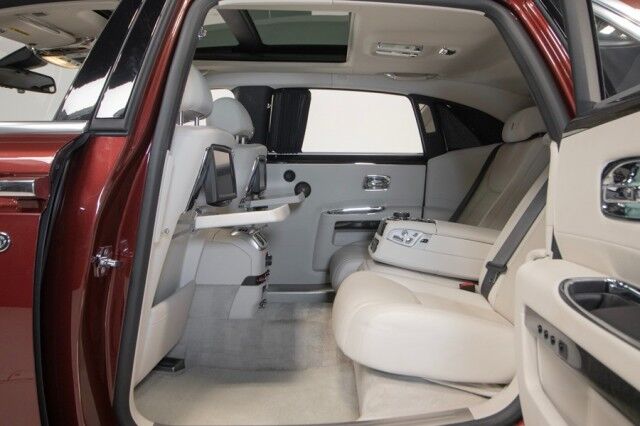 2015 Rolls-Royce Ghost EWB ($440,165 MSRP!!) *EXTENDED WHEEL BASE* *ONLY 5300 MILES* *1-OWNER* *$116,000 IN OPTIONS!* *CURTAINS* San Diego CA