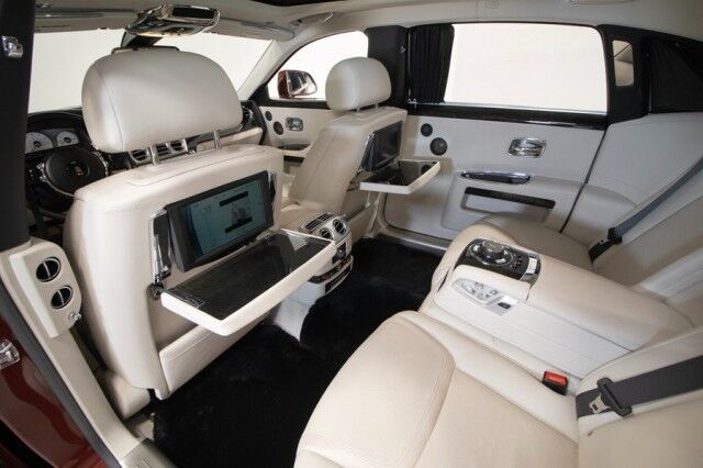 2015 Rolls-Royce Ghost EWB ($440,165 MSRP!!) *EXTENDED WHEEL BASE* *ONLY 5300 MILES* *1-OWNER* *$116,000 IN OPTIONS!!* *CURTAINS* San Diego CA