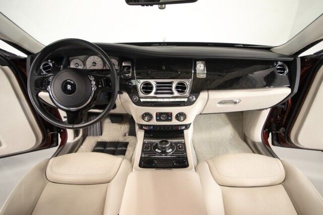 2015 Rolls-Royce Ghost EWB ($440,165 MSRP!!) *EXTENDED WHEEL BASE* *ONLY 5300 MILES* *1-OWNER* *$116,000 IN OPTIONS!* *CURTAINS* San Diego CA