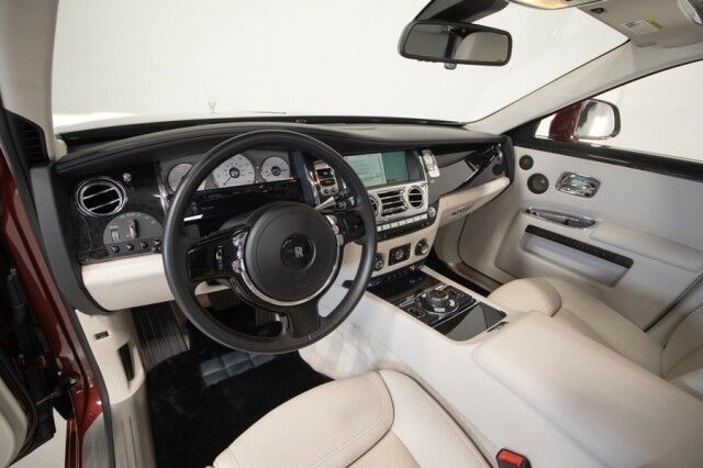 2015 Rolls-Royce Ghost EWB ($440,165 MSRP!!) *EXTENDED WHEEL BASE* *ONLY 5300 MILES* *1-OWNER* *$116,000 IN OPTIONS!!* *CURTAINS* San Diego CA
