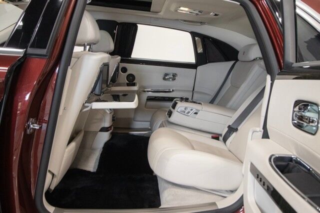 2015 Rolls-Royce Ghost EWB ($440,165 MSRP!!) *EXTENDED WHEEL BASE* *ONLY 5300 MILES* *1-OWNER* *$116,000 IN OPTIONS!!* *CURTAINS* San Diego CA