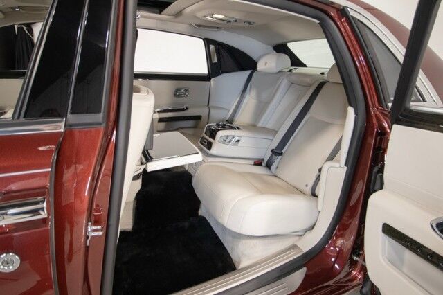 2015 Rolls-Royce Ghost EWB ($440,165 MSRP!!) *EXTENDED WHEEL BASE* *ONLY 5300 MILES* *1-OWNER* *$116,000 IN OPTIONS!!* *CURTAINS* San Diego CA