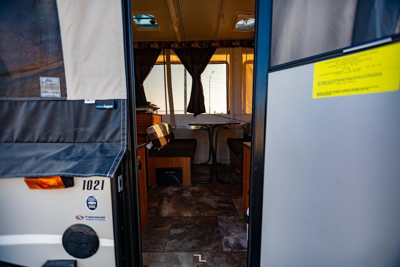 2015 Starcraft Comet Tent Trailer Kitchen Sleeps 6 Red Deer AB