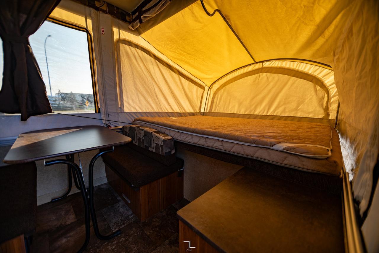 2015 Starcraft Comet Tent Trailer Kitchen Sleeps 6 Red Deer AB