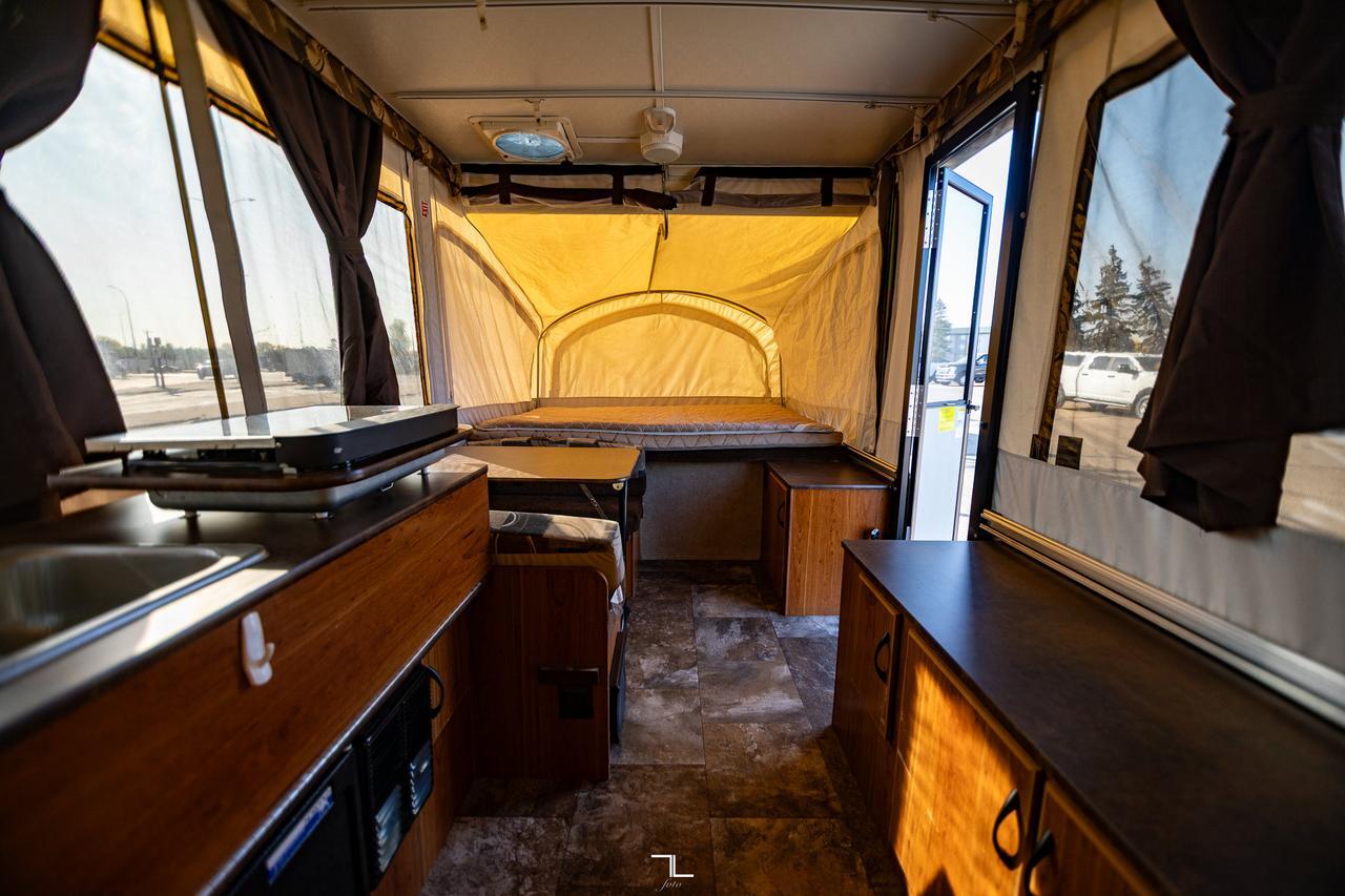 2015 Starcraft Comet Tent Trailer Kitchen Sleeps 6 Red Deer AB