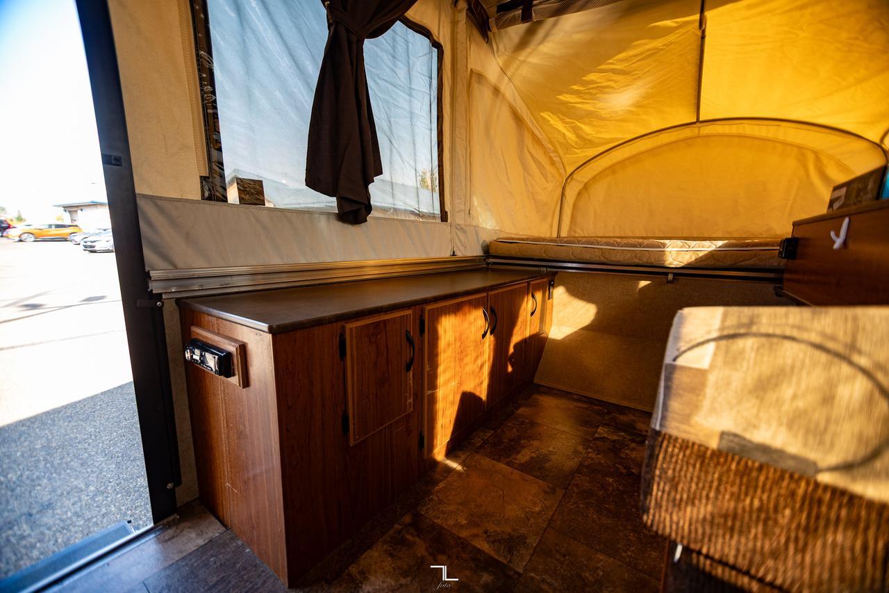 2015 Starcraft Comet Tent Trailer Kitchen Sleeps 6 Red Deer AB