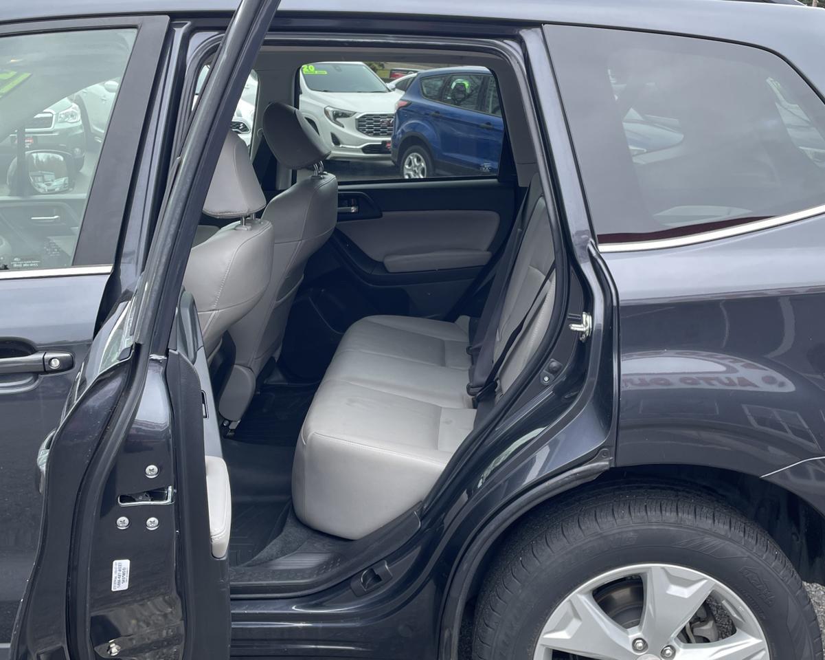 2015 Subaru Forester 2.5i Limited Sport Utility 4D Port Orchard WA