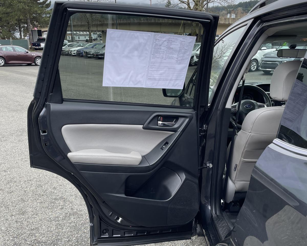 2015 Subaru Forester 2.5i Limited Sport Utility 4D Port Orchard WA