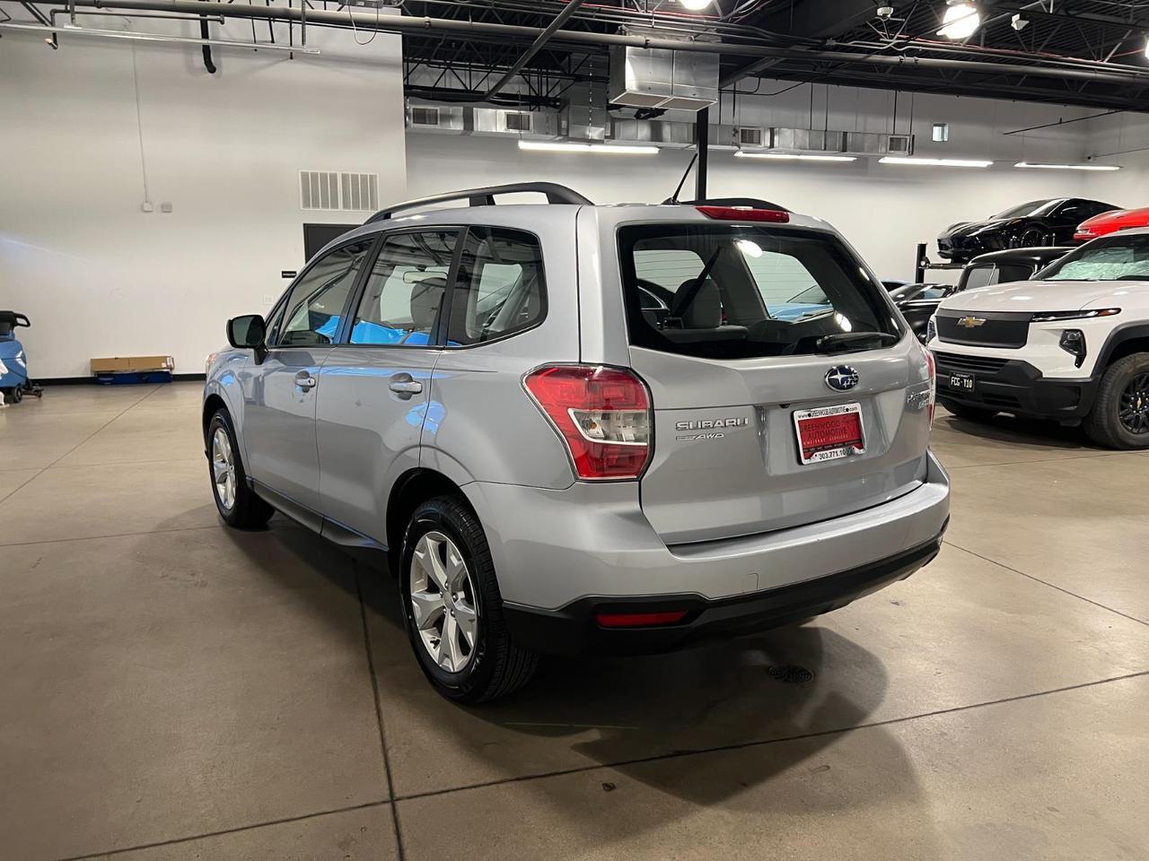 2015 Subaru Forester 2.5i photo 4