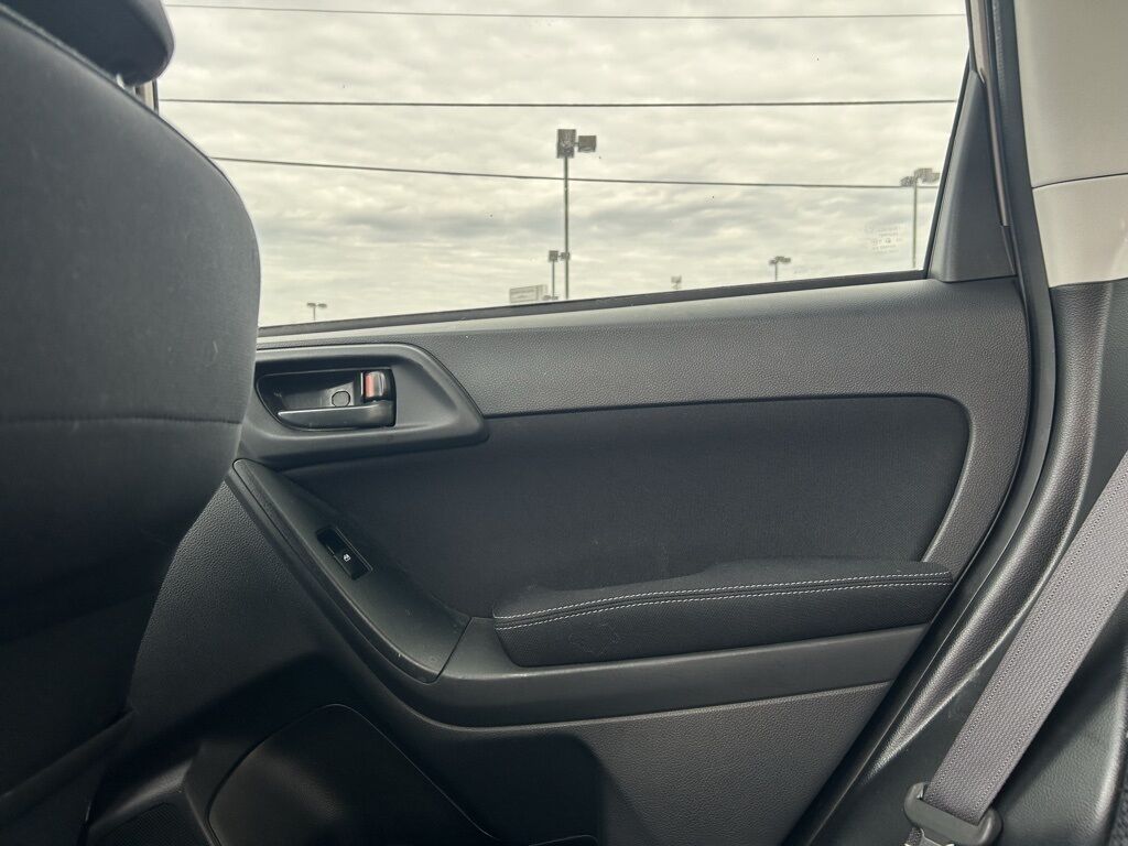 2015 Subaru Forester 2.5i Premium Crestwood KY