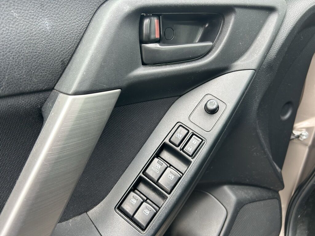 2015 Subaru Forester 2.5i Premium Crestwood KY